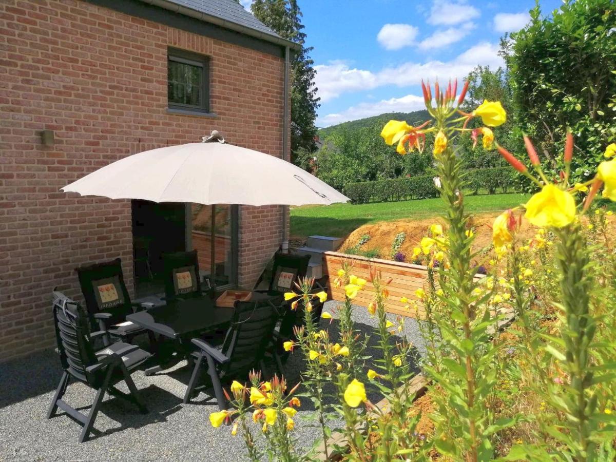 Maison Et Velos A Godinne Dans La Vallee De La Meuse Eksteriør billede