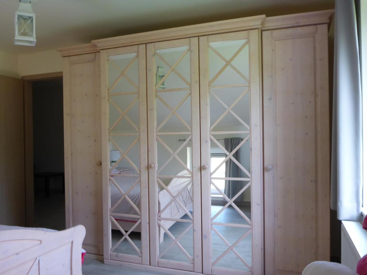 Maison Et Velos A Godinne Dans La Vallee De La Meuse Eksteriør billede