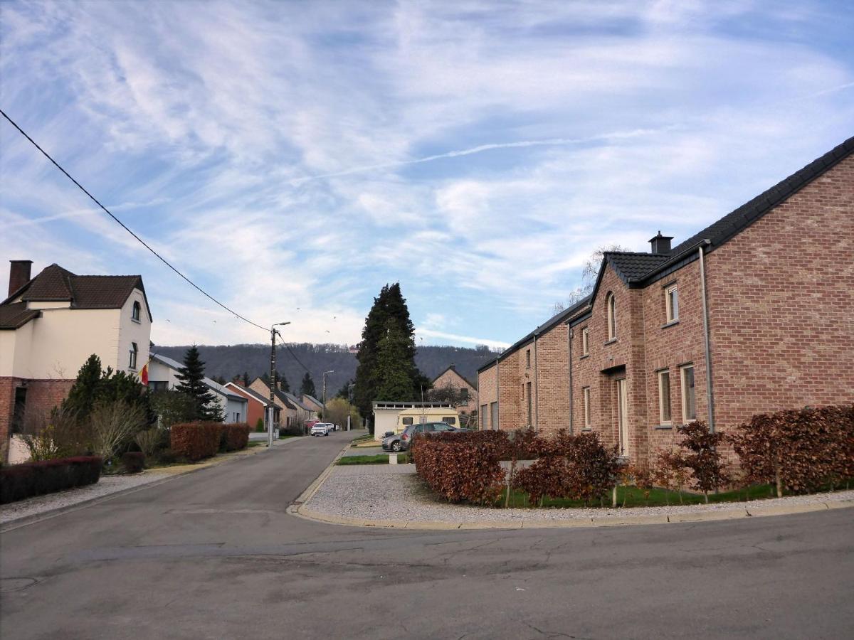 Maison Et Velos A Godinne Dans La Vallee De La Meuse Eksteriør billede