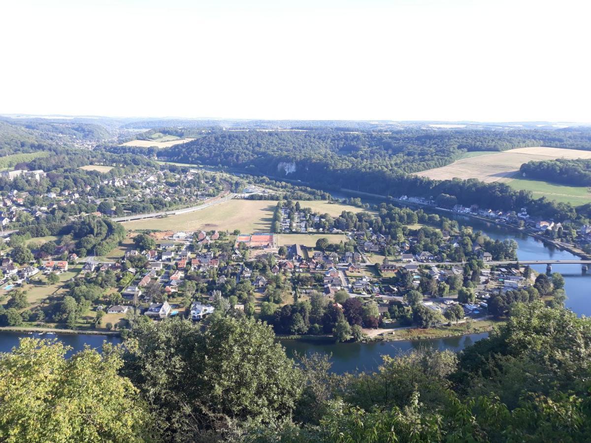 Maison Et Velos A Godinne Dans La Vallee De La Meuse Eksteriør billede