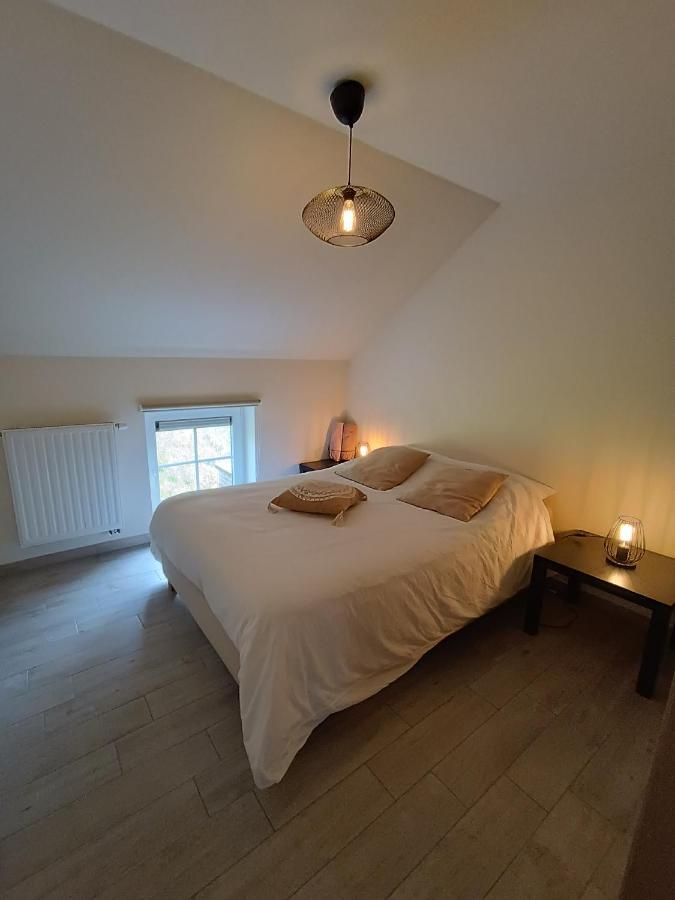 Maison Et Velos A Godinne Dans La Vallee De La Meuse Eksteriør billede